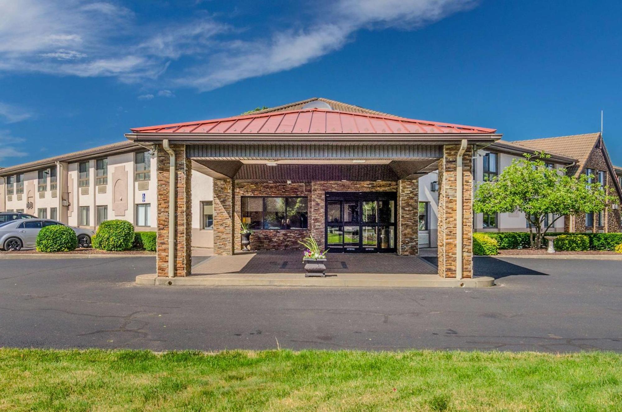Comfort Inn & Suites West Springfield Esterno foto